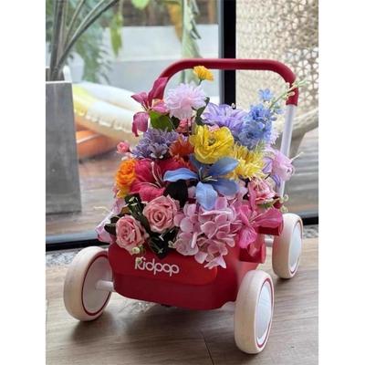 婴儿车花卉艺术婴儿个生日派对礼物Kidpop沃克生日场景布局装饰模