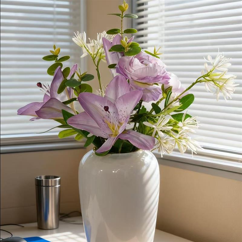 (紫宁)百合花和金银花的碰撞 是属于安静安宁的物语 绢布仿真花