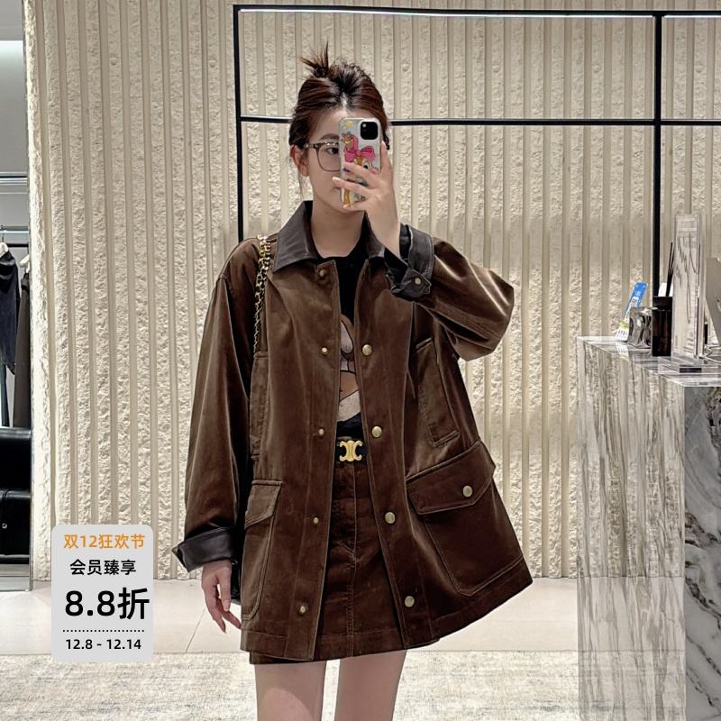 棕绒素皮拼接中性廓形工装夹克
