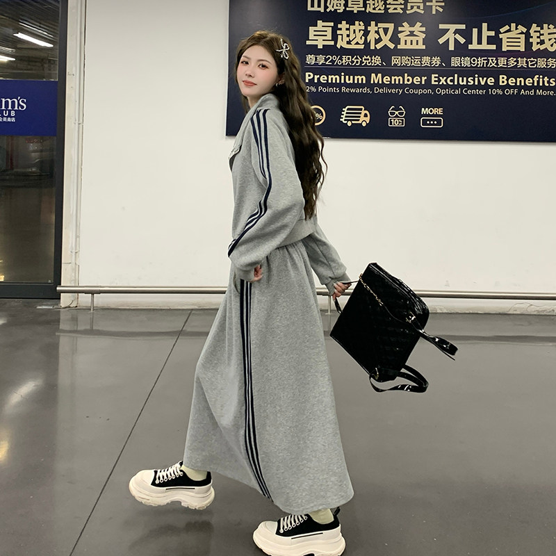 大码休闲运动风套装女胖mm宽松显瘦长袖卫衣外套高腰半身裙两件套