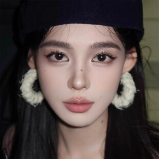 秋冬氛围感白色毛绒圆圈耳环韩系高级感气质简约耳圈方圆脸耳饰女