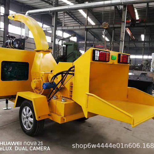 移动式树枝粉碎机 汽油电机小型柴油碎枝机 果园农用秸秆粉碎设备