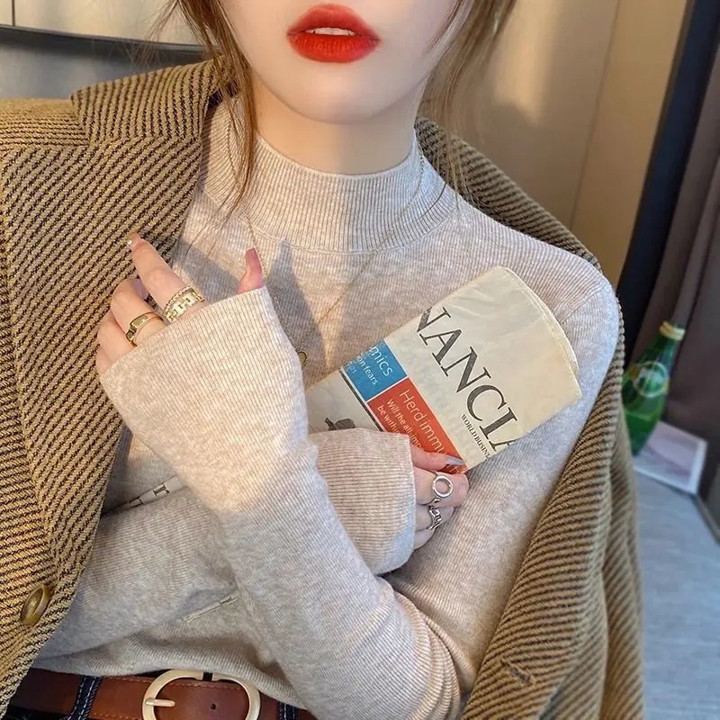 秋冬女半高领修身显瘦打底针织衫