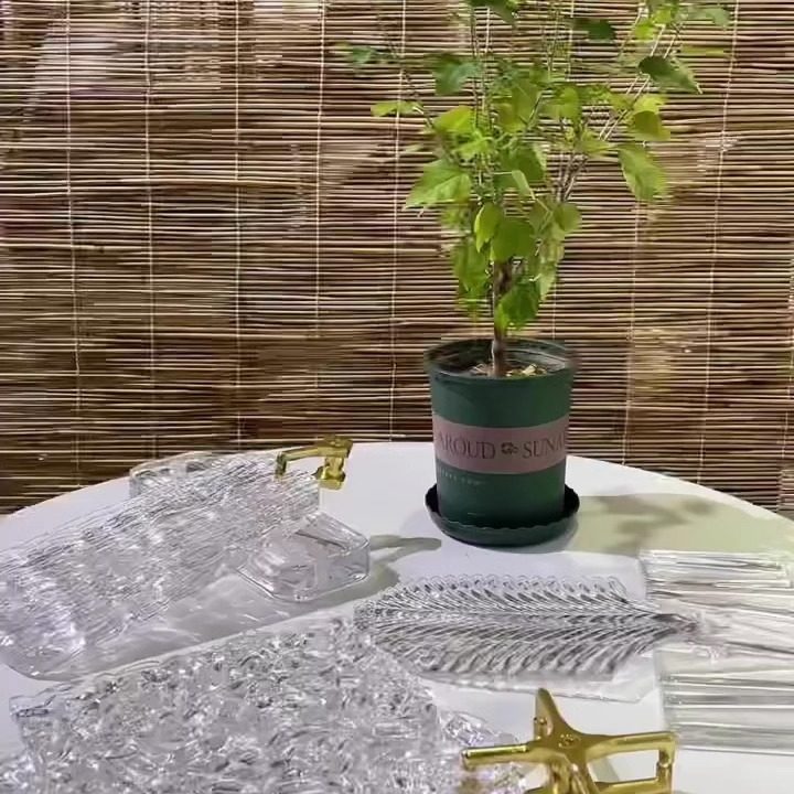 砖石款水晶玻璃隔断墙