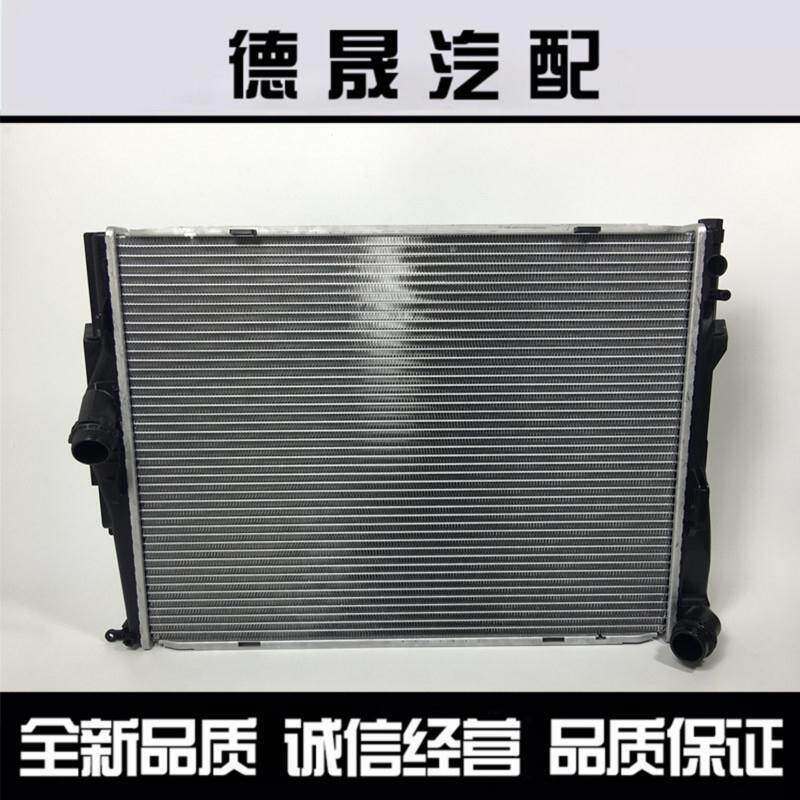宝马3系E90水箱2散热器冷
