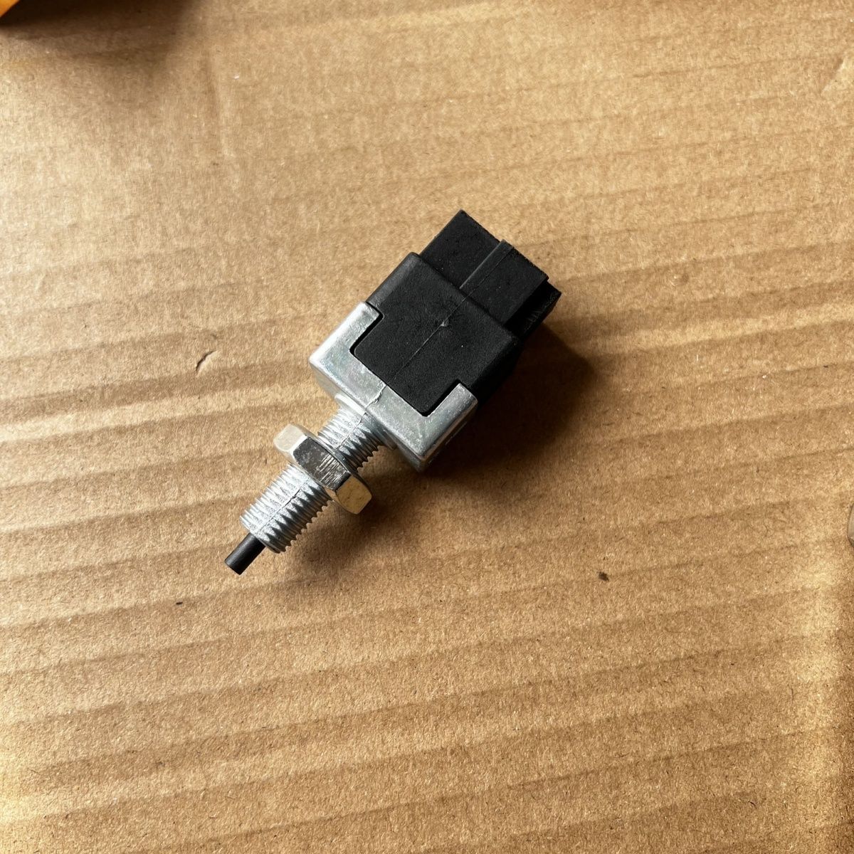 适配昌河北斗星爱迪尔刹