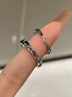 简约光面银色仿锆石戒指小众设计