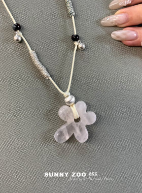 编绳白透花朵项链女小众设计甜美