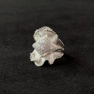 银色拉丝细闪裙边戒指女重工宫廷风指环复古轻奢小众设计感食指戒