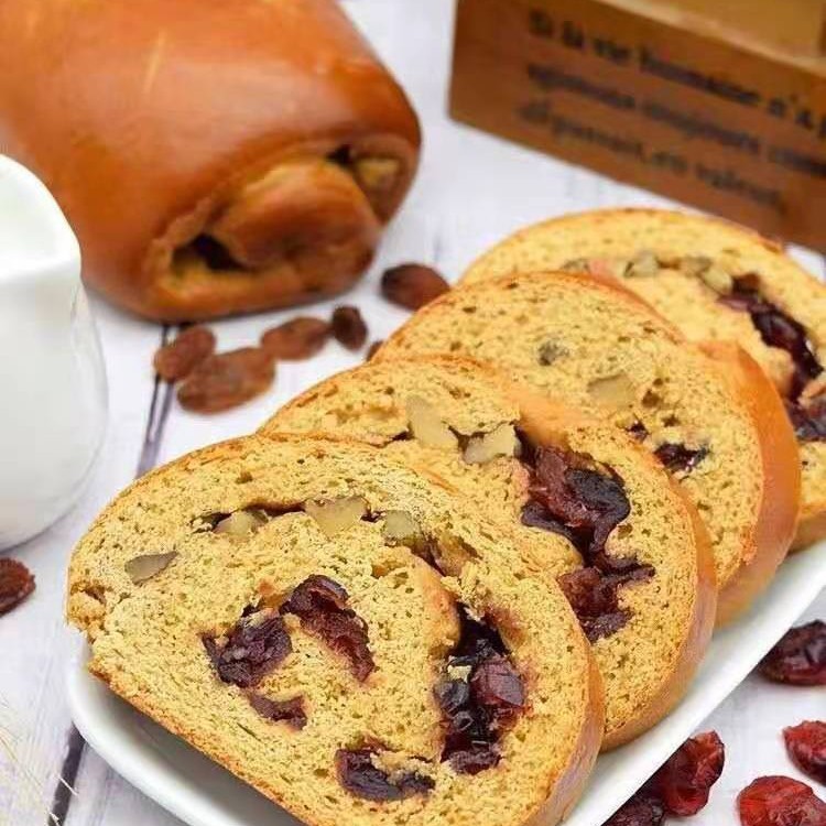 俄罗斯风味大列巴全麦核桃仁葡萄干果仁面包切片西式糕点盒装列巴