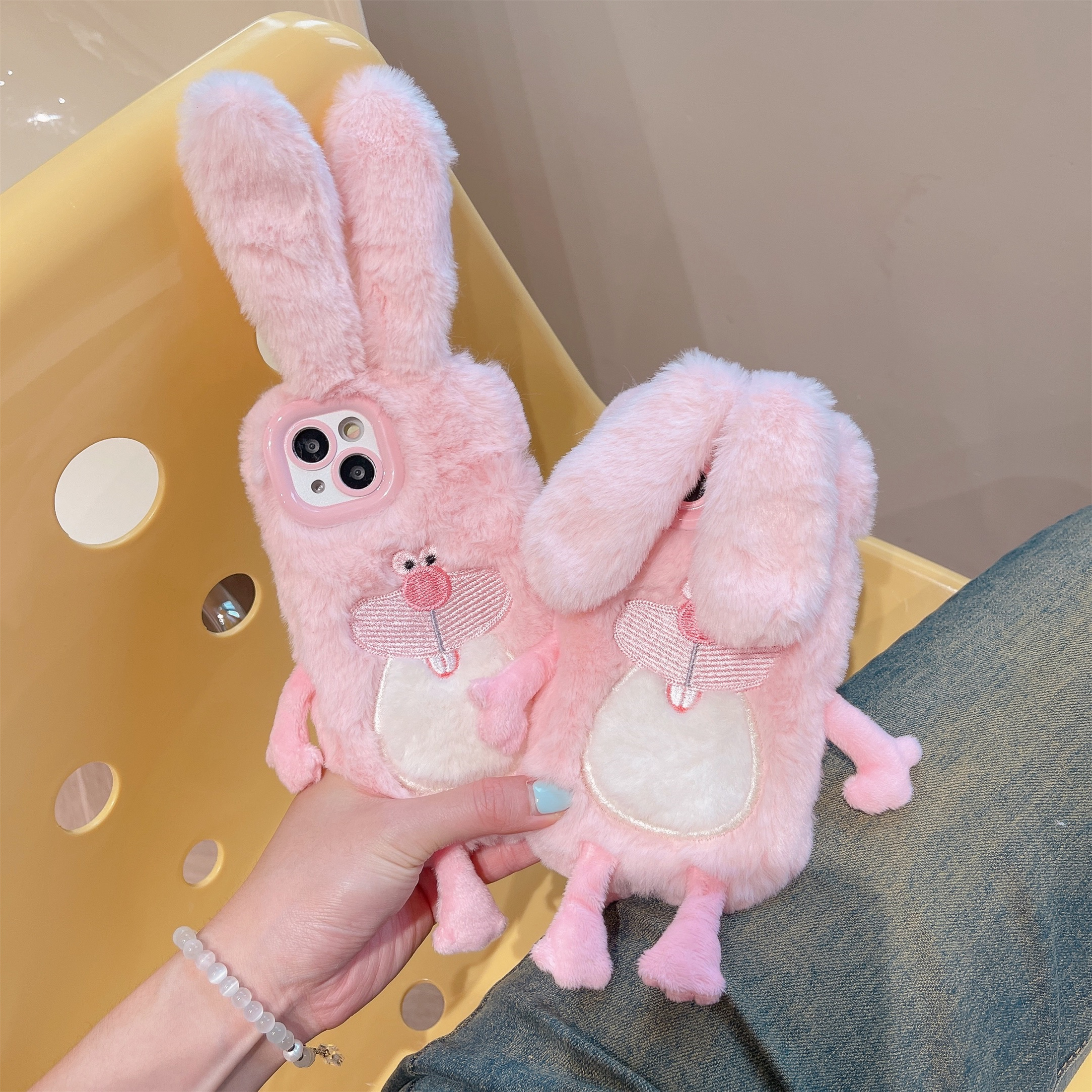 毛绒壳适用于苹果15promax秋冬款iphone14pm手机壳13pro毛绒绒可爱兔耳朵12p时尚11promax全包保护套11解压15