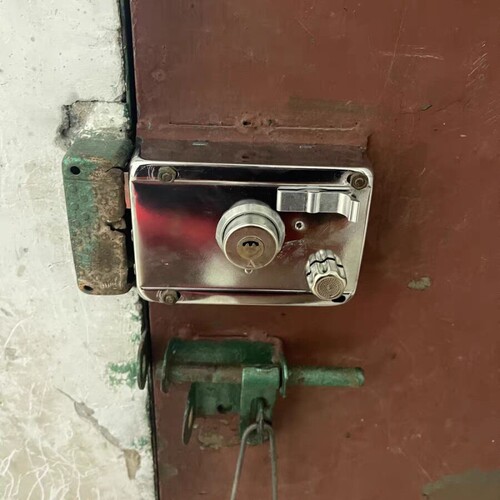 老式防盗门锁室内大门锁不锈钢老式门锁木门暗锁铁门锁防盗门锁芯