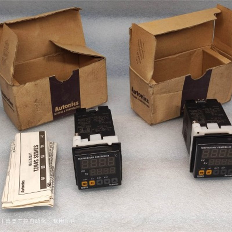奥托尼克斯温度控制器 TZN4S-14S 多功能数显温控仪 全新