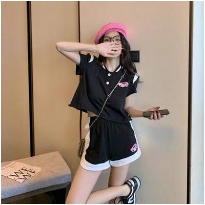 时尚休闲套装女2025年夏季新款洋气显瘦短袖开衫短裤运动服两件套