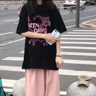 百搭夏季爱心印花短袖T恤女2026新款韩版学生宽松情侣上衣潮女款