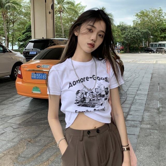 复古美式印花短款辣妹T恤女2026夏季新款设计感修身显瘦短袖女款