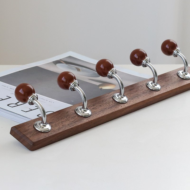 胡桃木实木挂钩门后玄关装饰衣服挂钩包包衣帽架免打孔奶油中古风