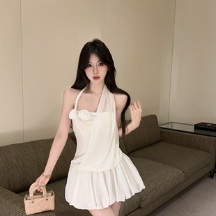 性感辣妹挂脖吊带连衣裙拼接花朵挂脖连衣裙女海边度假高腰花苞裙