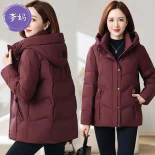 中老年羽绒服新款女款短款奶奶鸭绒加厚连帽轻便保暖冬季气质外套