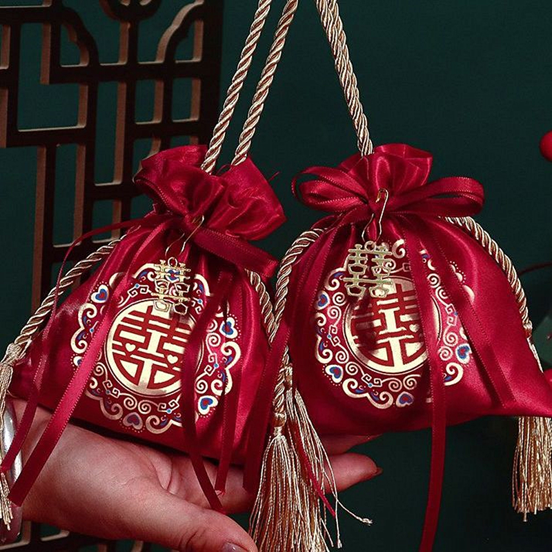 高级喜糖袋子礼盒婚礼结婚专用手提糖盒布袋伴手礼糖果手提式新款