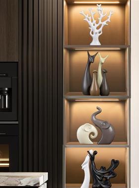 北欧摆件家居饰品客厅电视柜酒柜装饰品轻奢陶瓷鹿小摆设乔迁新家