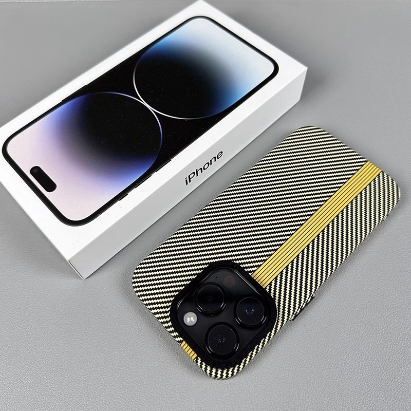 磁吸碳纤维凯夫拉纹适用iPhone15ProMax苹果16手机壳14pro新款11超薄12磨砂13pro浮雕14男女16