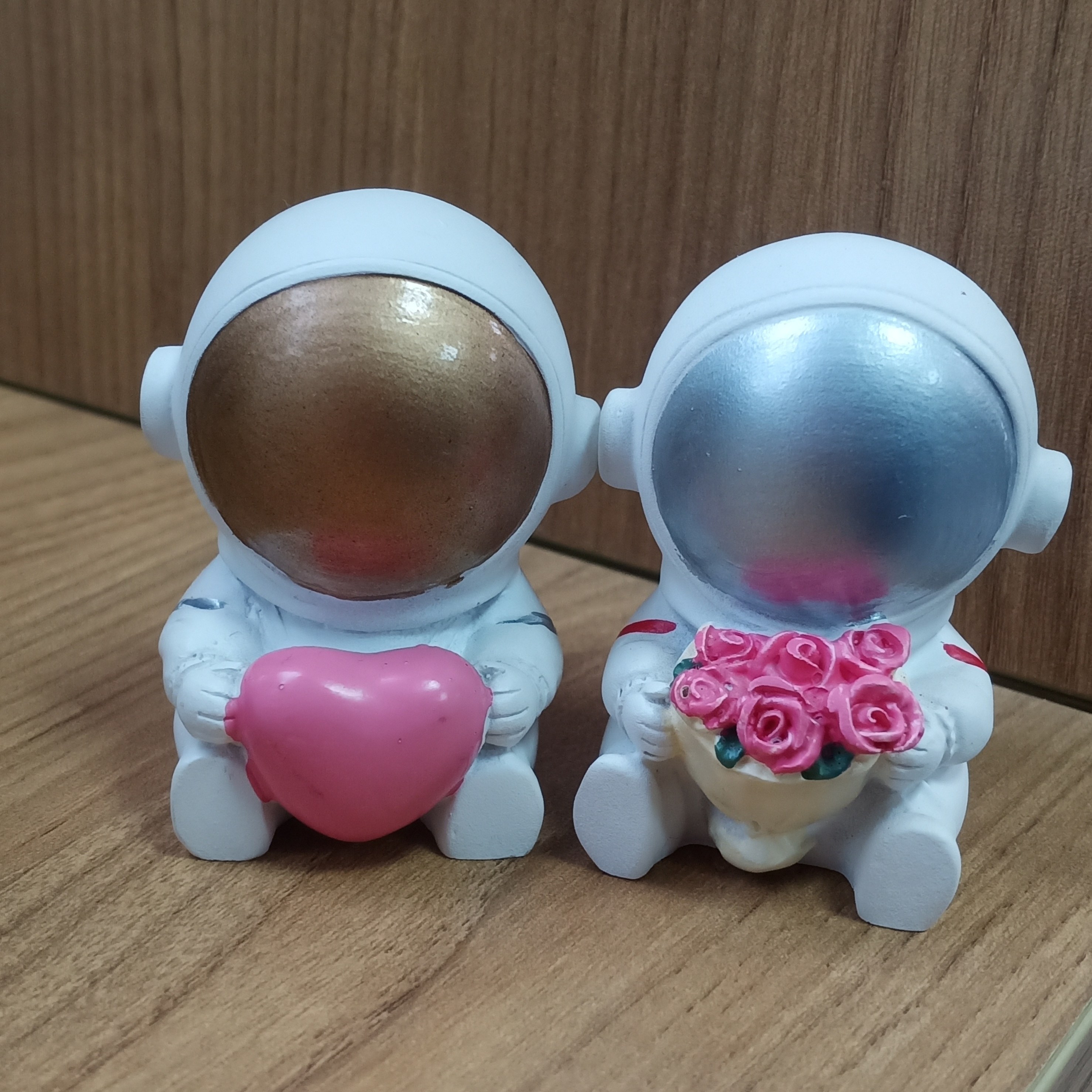 厂家树脂PVC注塑公仔软胶滴胶卡通手办盲盒吉祥物摆件定制定做