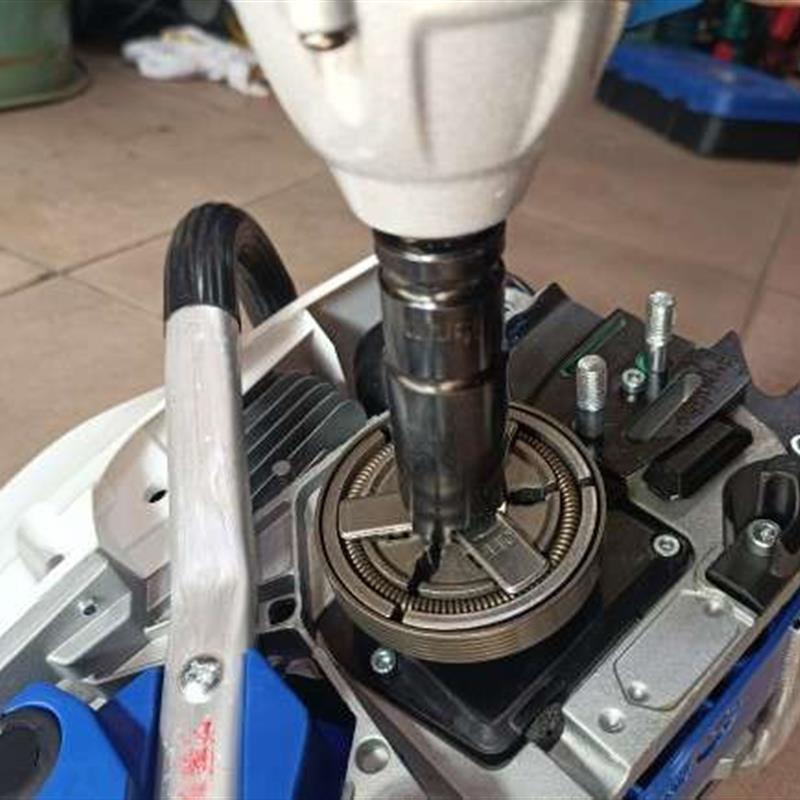 油锯汽油锯伐木锯离合器扳手离合器拆卸工具专用工具