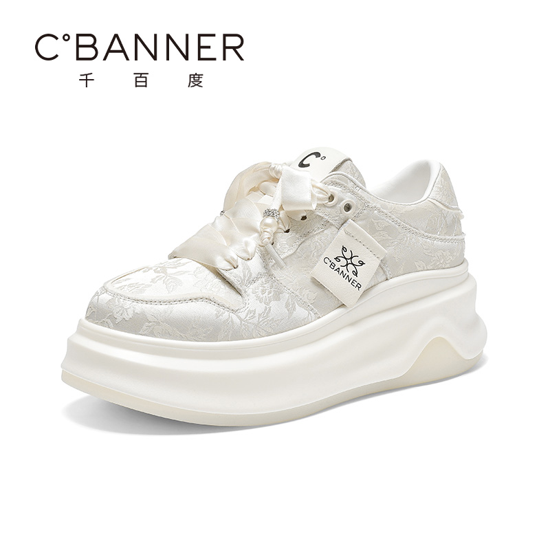 千百度小白鞋新款厚底休闲板鞋
