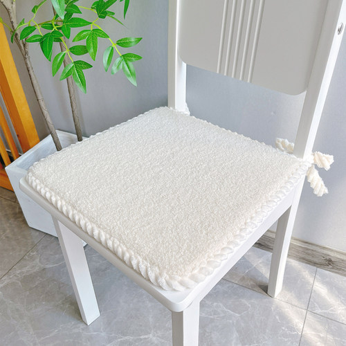 简约毛绒四季通用椅垫