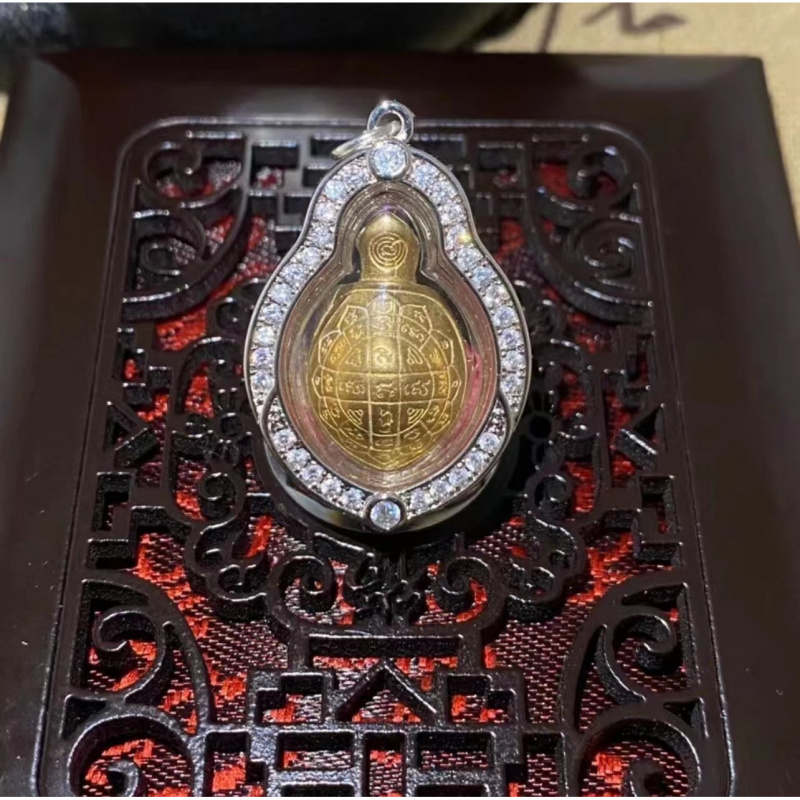 新款挂件清债龟包边乌龟项链吊坠