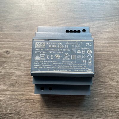 维修明纬HDR-100-24N导轨电源，24V输出，3.83A，，议价