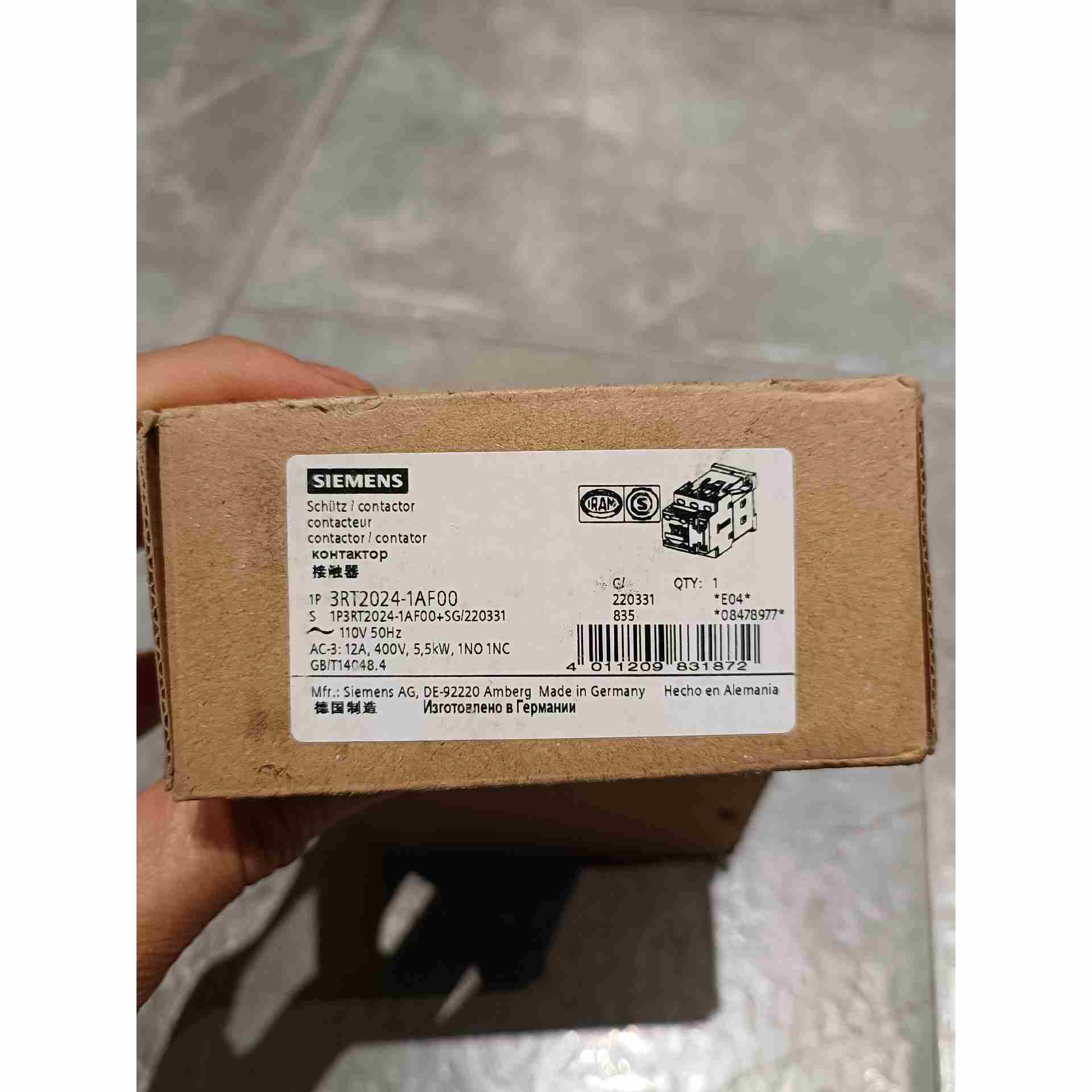 3RT2024-1AF00触器电压110V，原装，不是实价