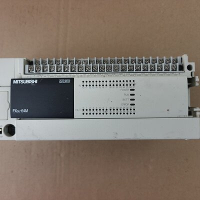 维修三菱PLC FX3U-64MR/ES-A，议价