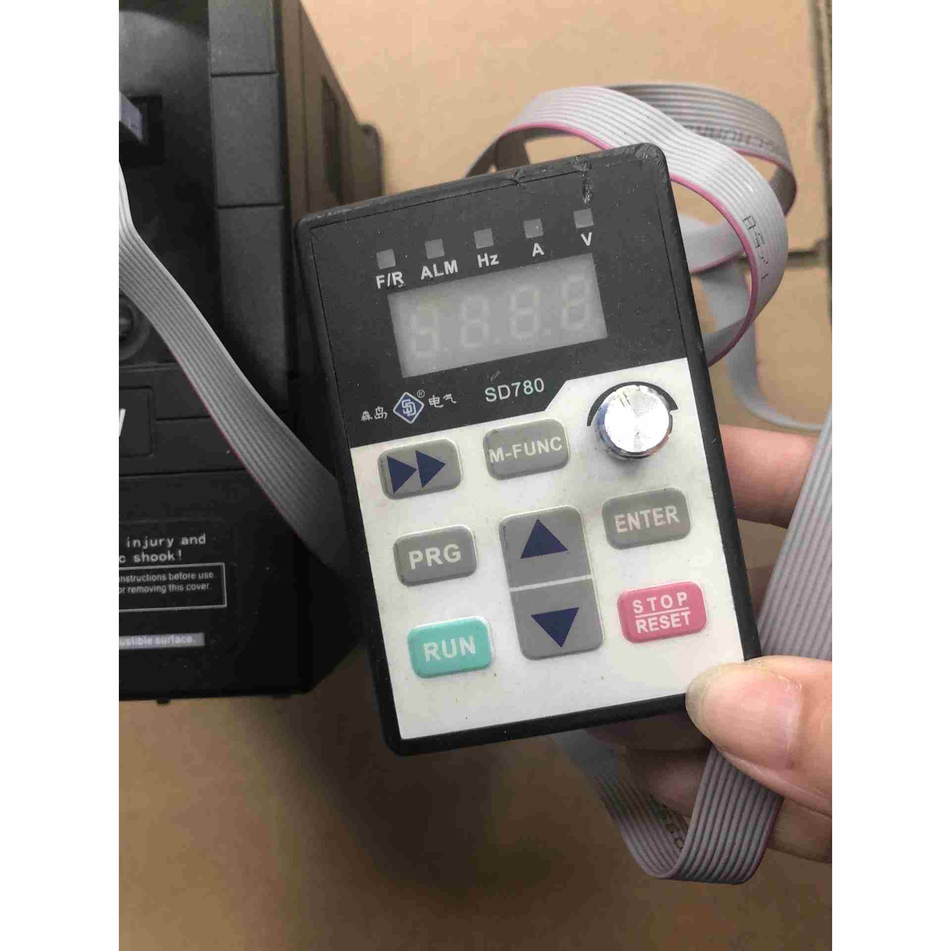 森岛变频器0.4kw，SD780-2S0004，1台，成色新，不是实价