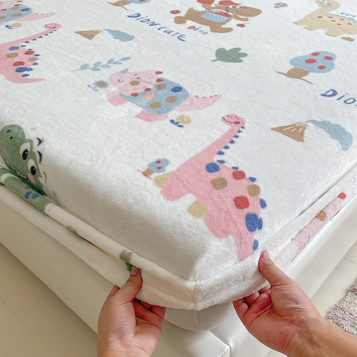 定做订制A类加厚牛奶绒法莱绒宝宝毛绒床笠榻榻米拼接子母床罩套