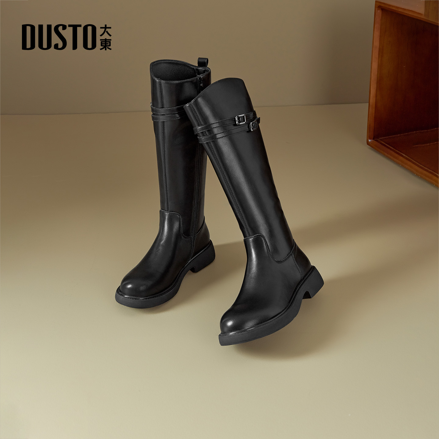 大东长筒靴女2025新款秋冬女靴厚底骑士靴子复古高筒靴黑色长靴女