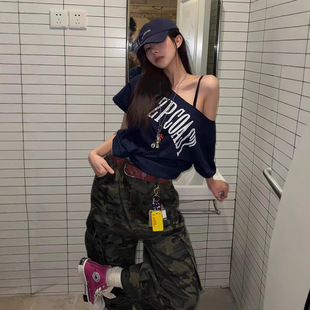 美式复古2025夏季新款辣妹斜肩短袖t恤女宽松慵懒风露肩别致上衣