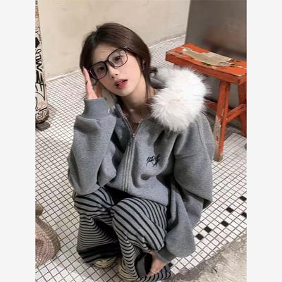 美式覆古加绒加厚毛领外套女冬季新款开衫连帽灰色刺绣卫衣银狐绒