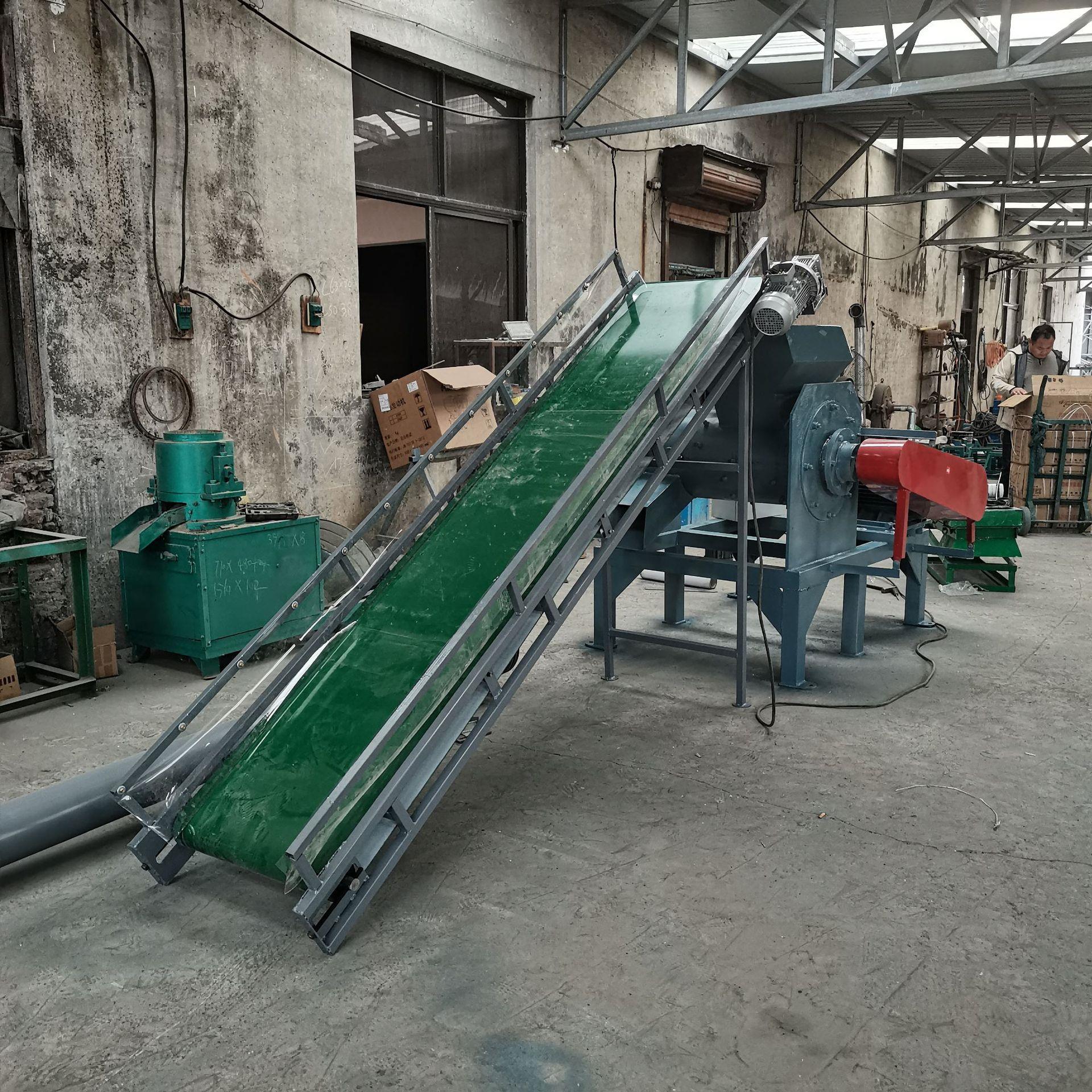 500带宽倾斜上胶色料半密封式皮输带送机 加护边人HL-PD-60字纹黑