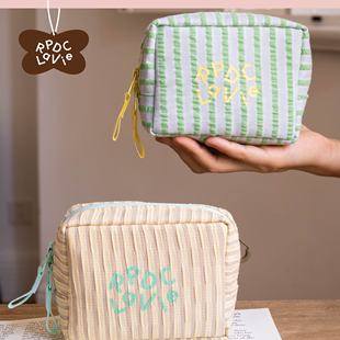 【新品】RPDCLaVie「口袋蛋糕」轻便随行方块化妆包飞机随行包