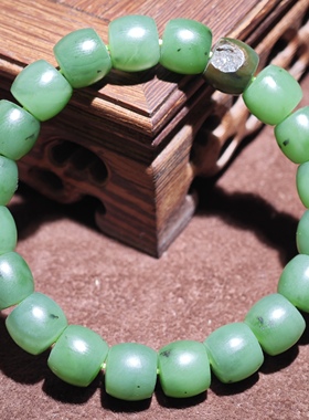 在售新疆碧玉籽料10mm直切老型珠天然肉底色细腻油润精品手串男女