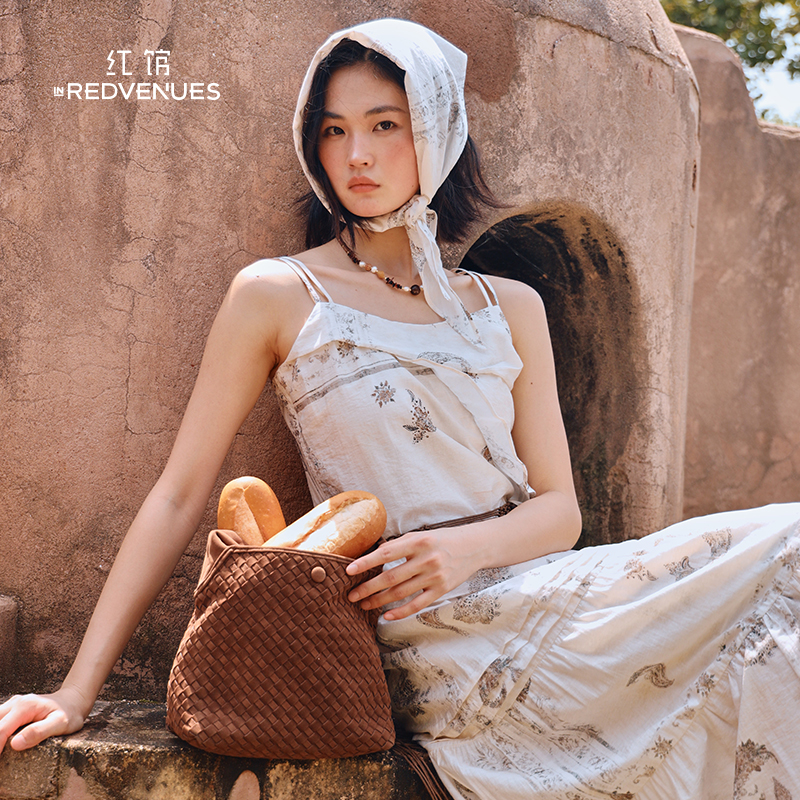 红馆|设计师款腰果花吊带背心女25早秋新款无袖上衣白色吊带外穿