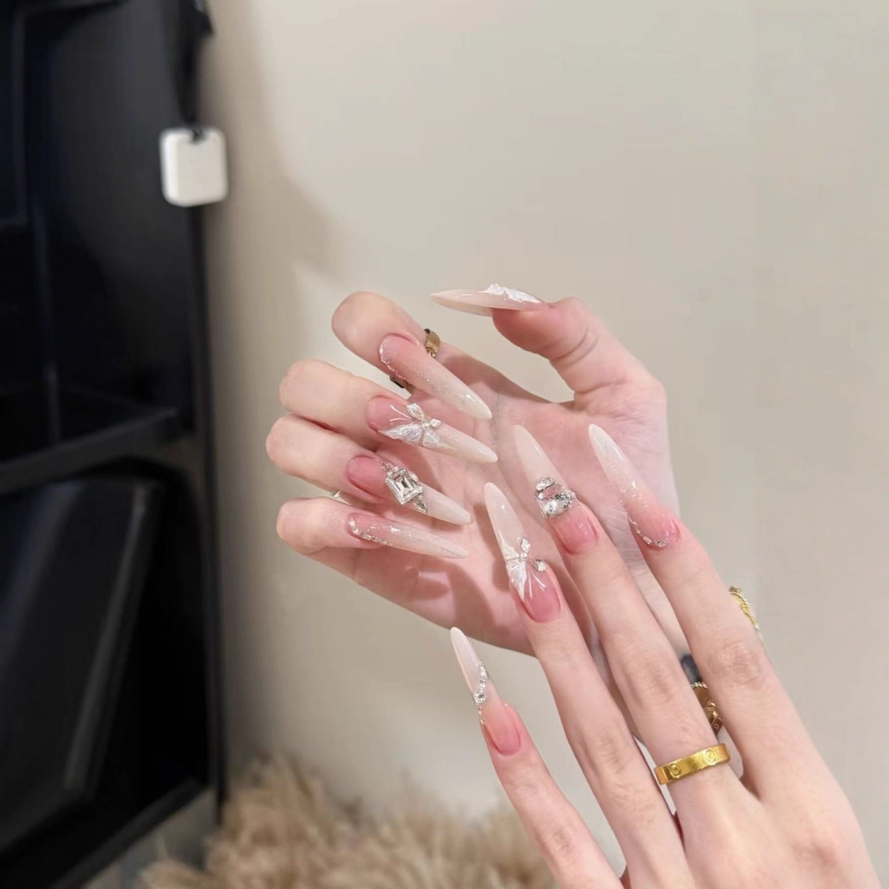 手工穿戴甲蝴蝶简约带钻百搭婚甲高级显白长款美甲贴片假指甲