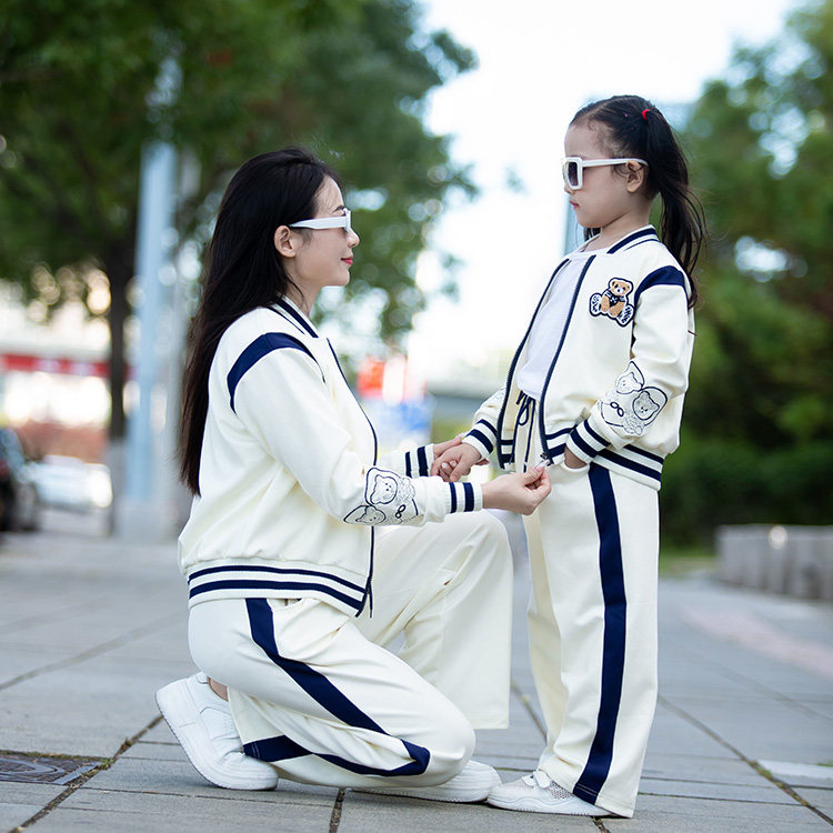 母女亲子装女童棒球服大童两件套装秋装2023新款运动休闲洋气薄款