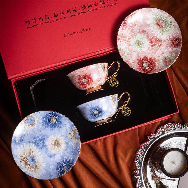 骨瓷情侣咖啡杯碟套装礼物创意陶瓷杯子水杯花茶杯喜事结婚送礼品