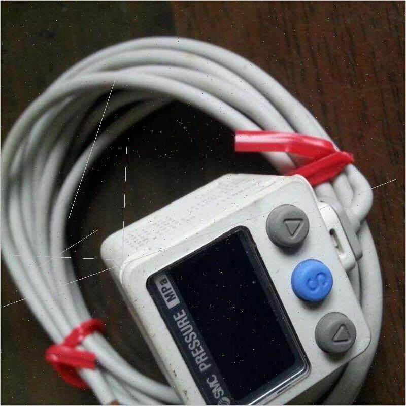 议价SMC电磁阀VQZ115-5G1-C6 CM-C032B ITV3050-04F3BS3 VSA3135-