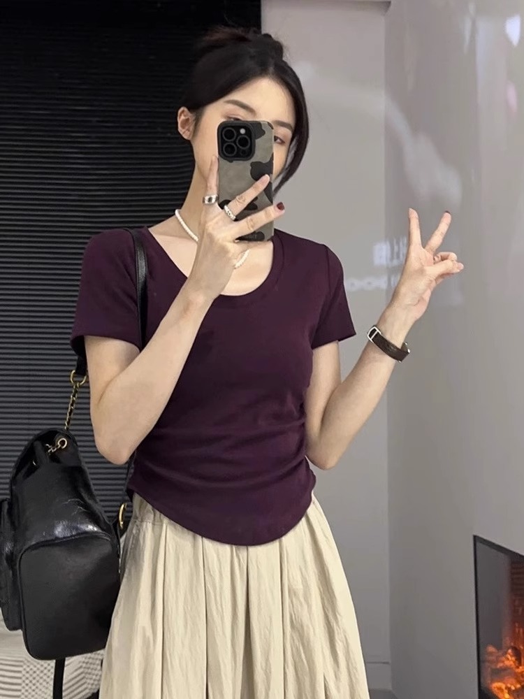 胖mm辣妹风修身短袖体恤女夏加大码宽松显瘦褶皱感U领小众上衣ins