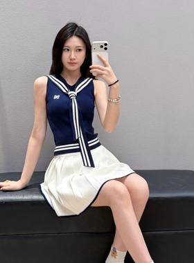 一念夏上新小众设计学院风海军领显瘦修身无袖针织背心C15335