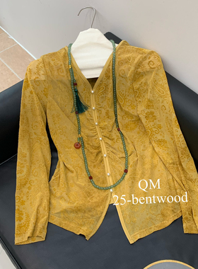 一念26年早春高级感欧货植绒花朵人丝V领长袖衬衣小衫CXsh3898